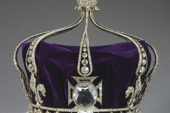 9 Most Valuable Items Looted by the British from India and Other Countries
